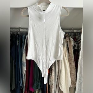 NWT! Banana Republic Ribbed White Bodysuit, Size Large